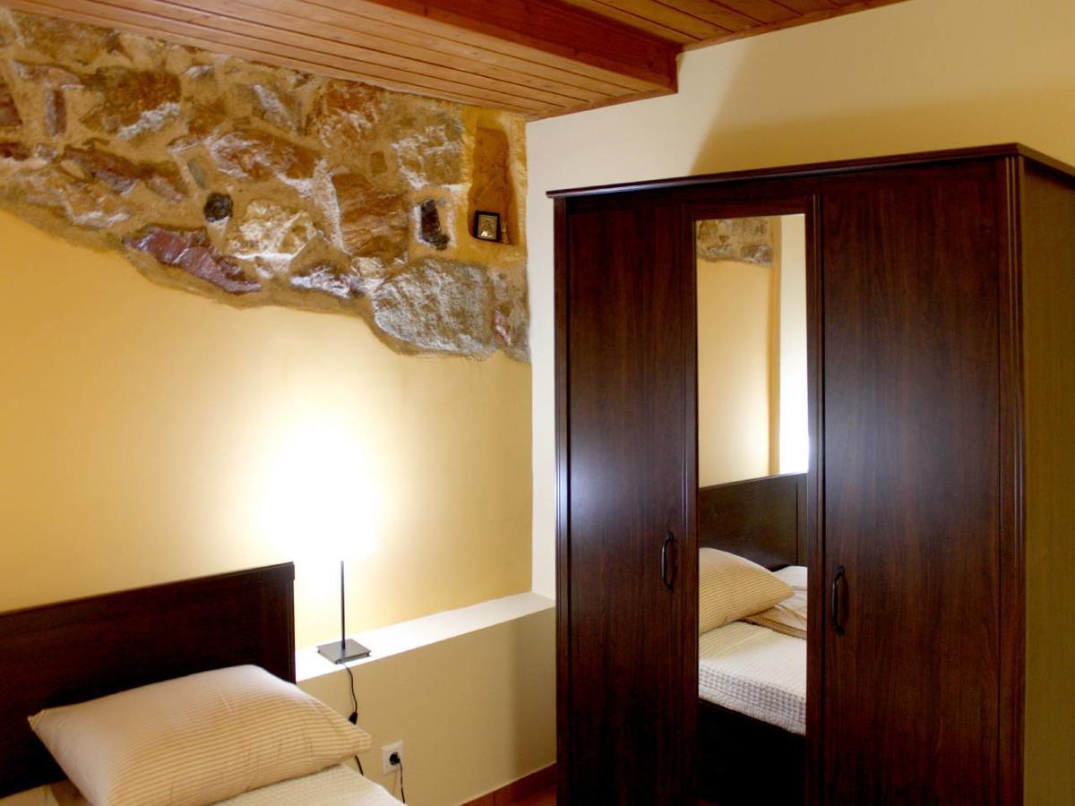 אתונה Sweet Stone Apartment In Imittos מראה חיצוני תמונה